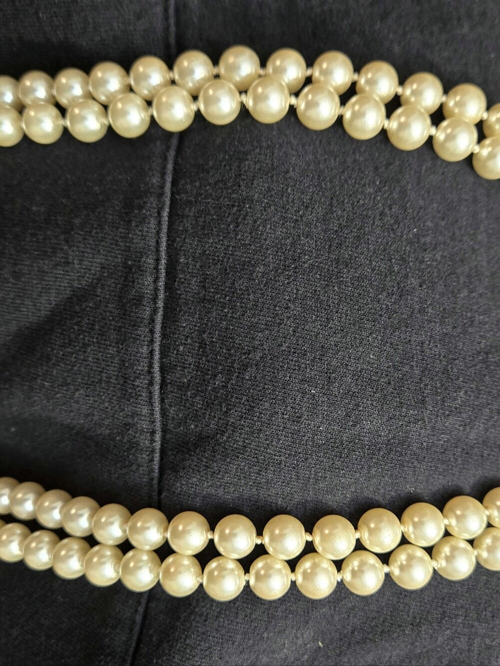 Pearl Double-Strand Necklace - Classic style in Ivory